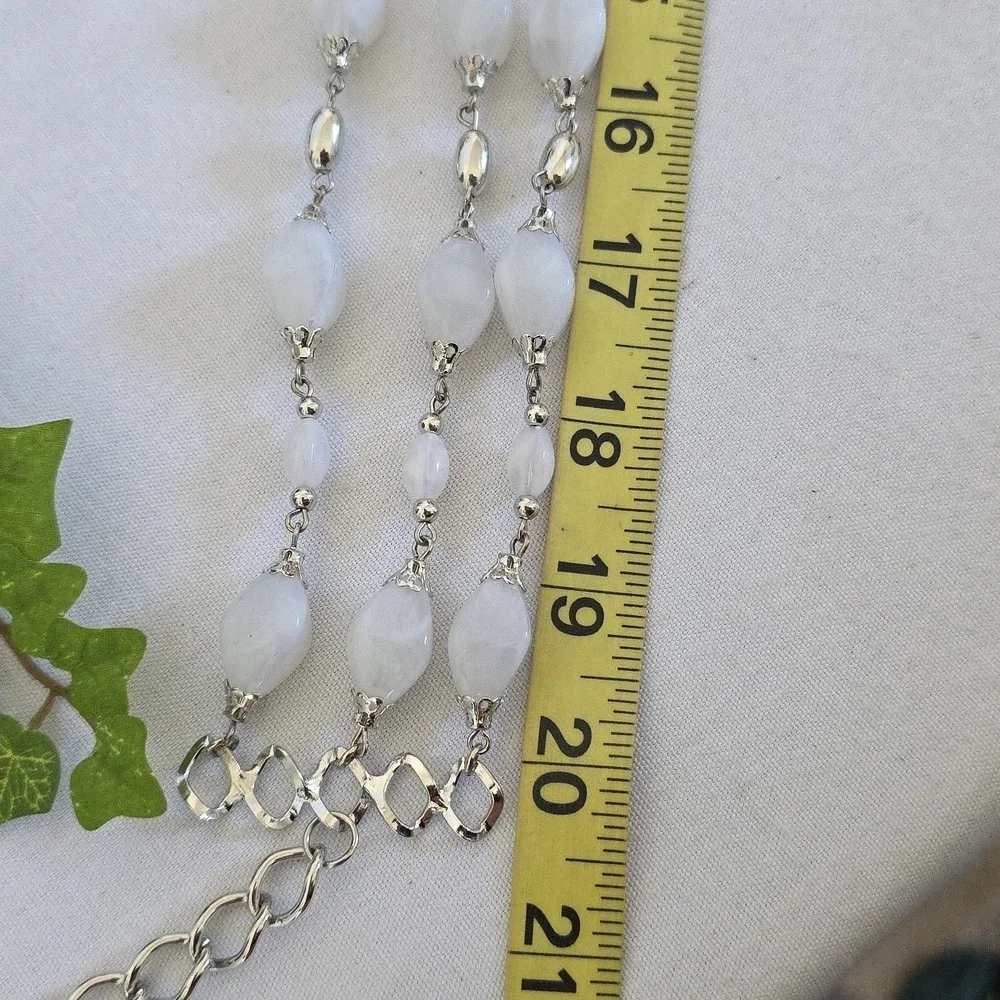 Silver and White Statement 3 Chain Adjustable Belt